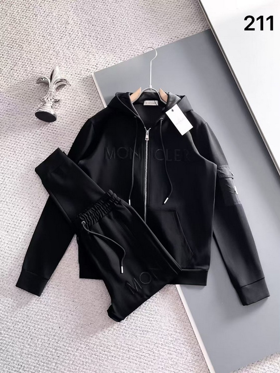 Moncler Suits-006