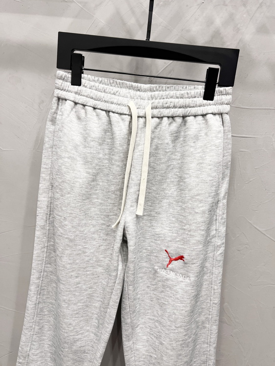 Balenciaga Pants-120