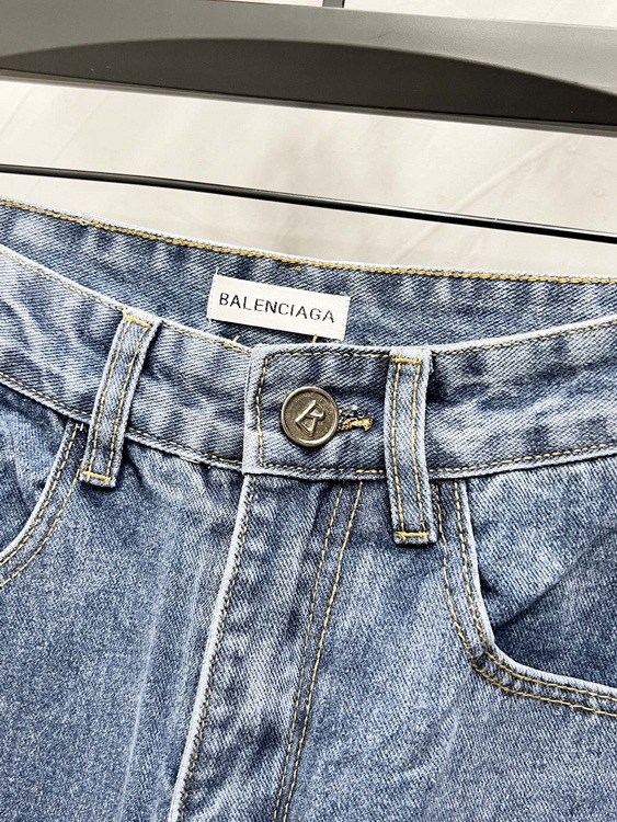 Balenciaga Jeans-006