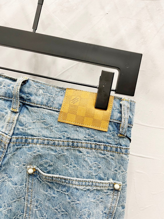 LV Jeans-044
