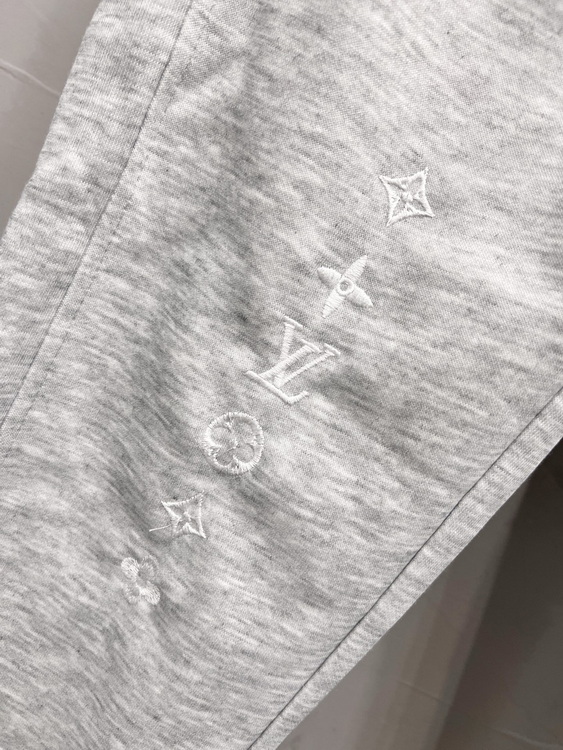 LV Pants-006