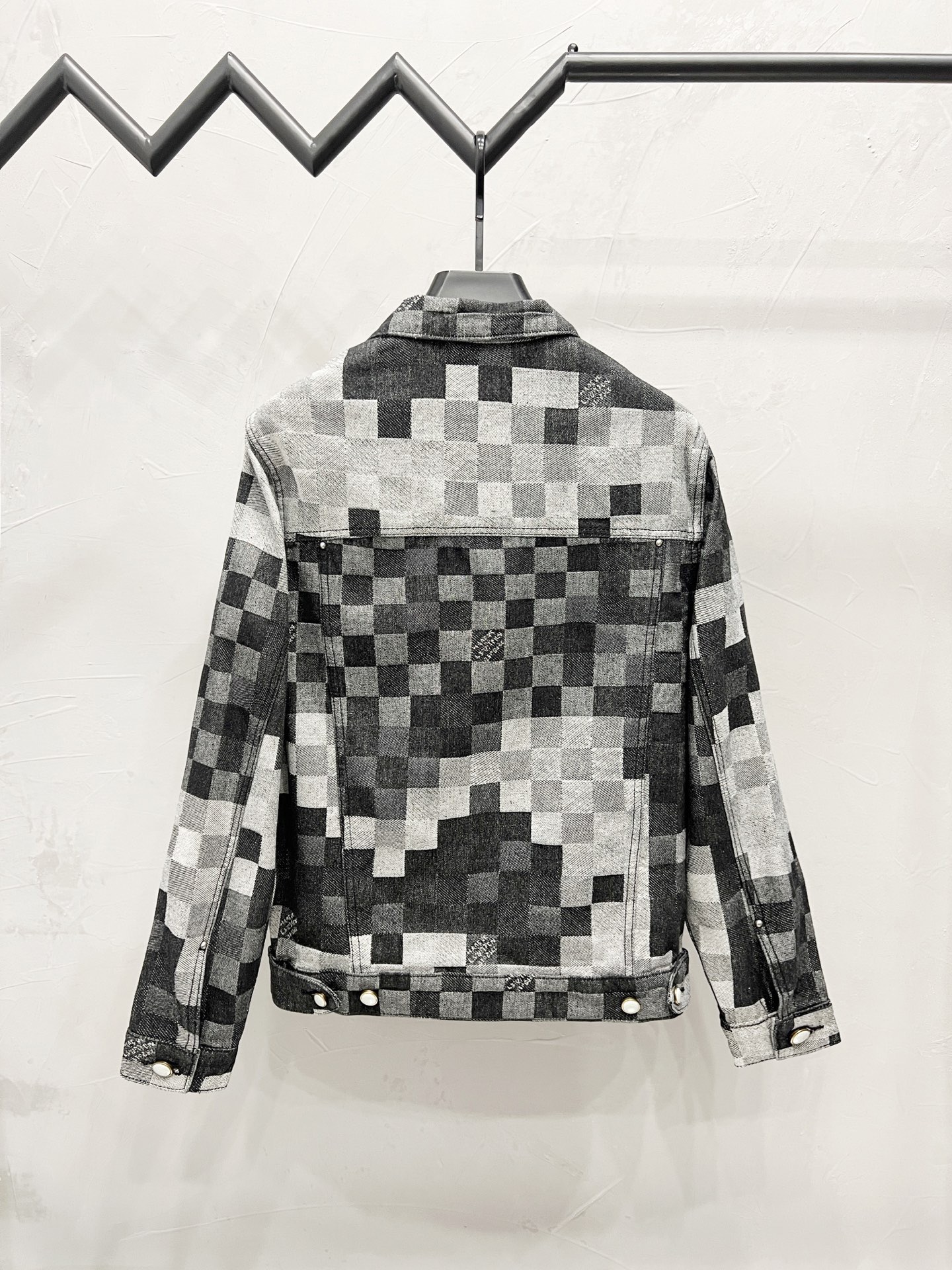LV Jacket-157
