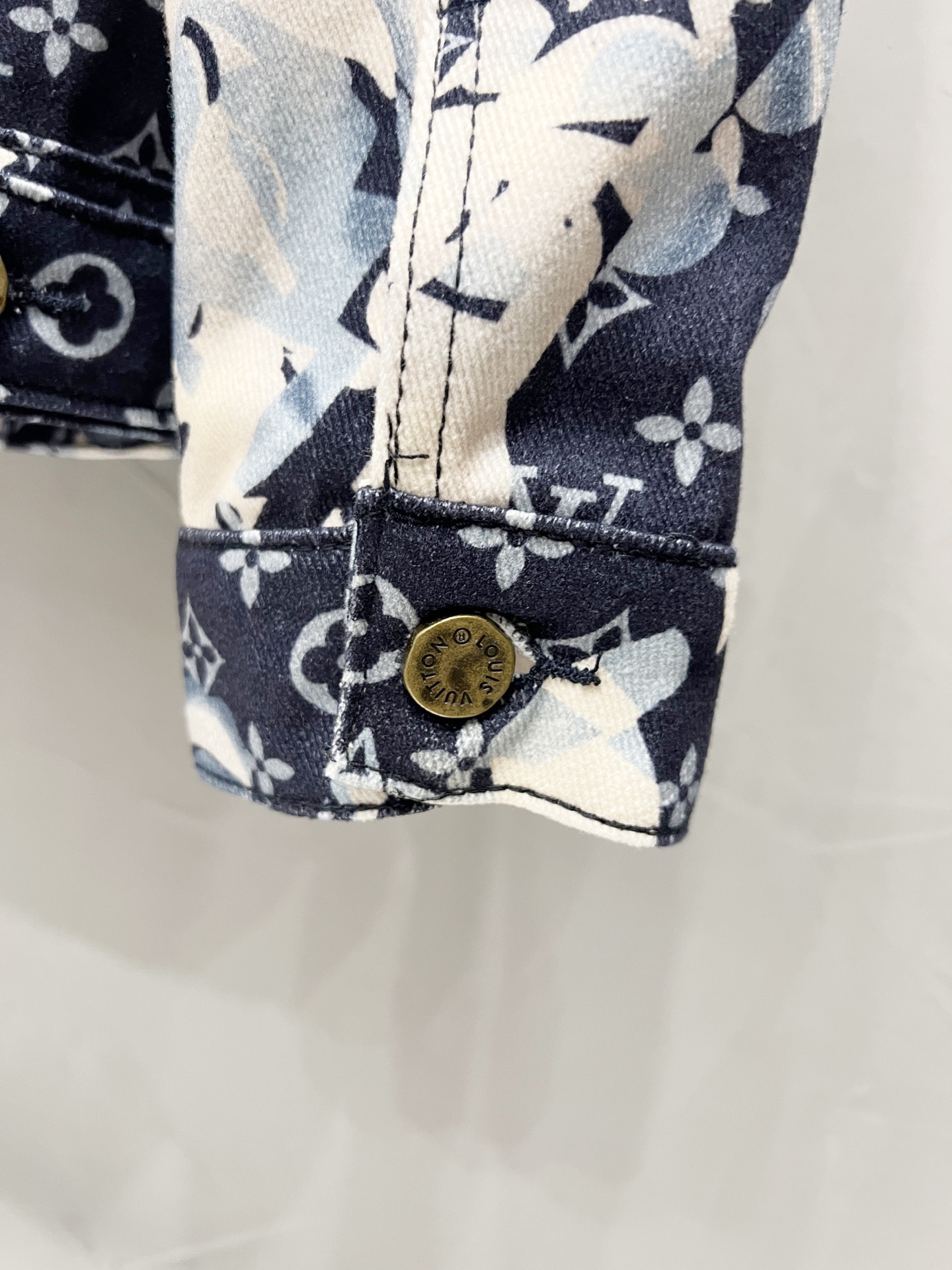 LV Jacket-163