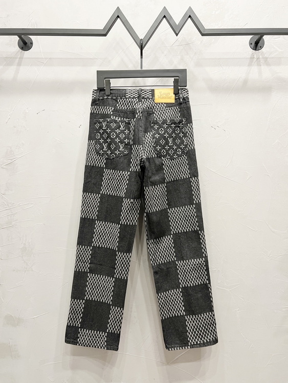 LV Jeans-079