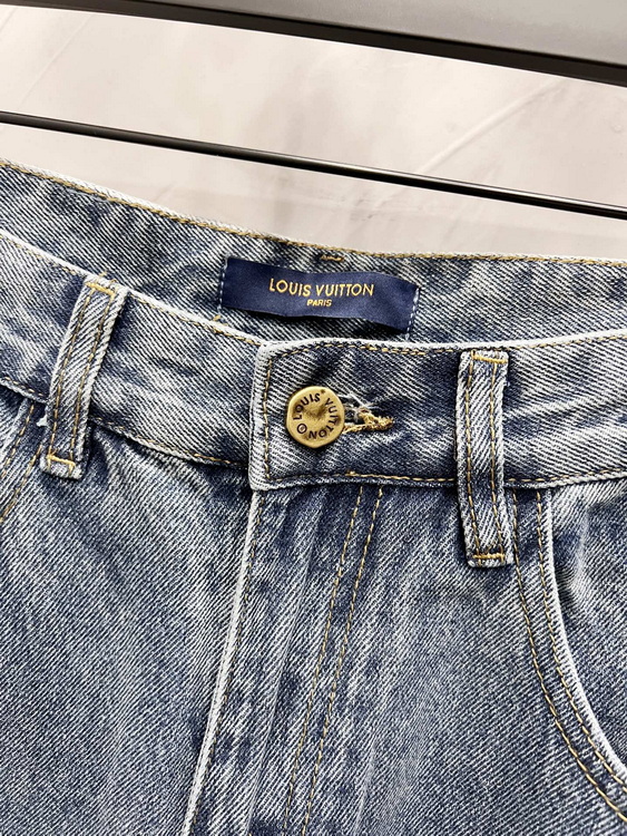 LV Jeans-103
