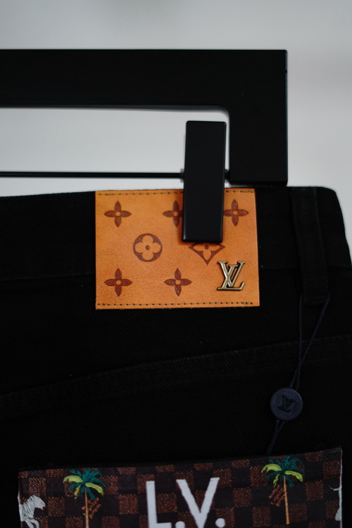 LV Jeans-145