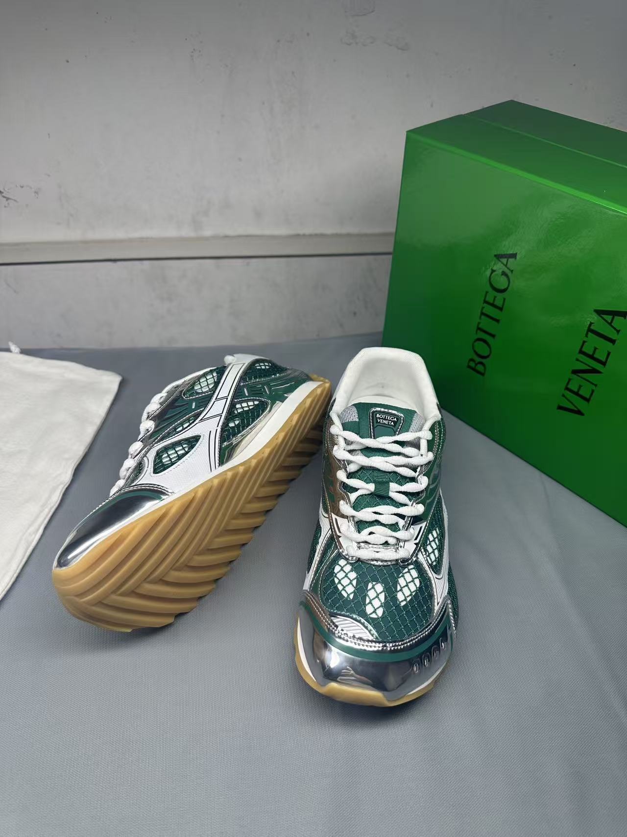 Bottega Veneta Shoes(AAA)-056