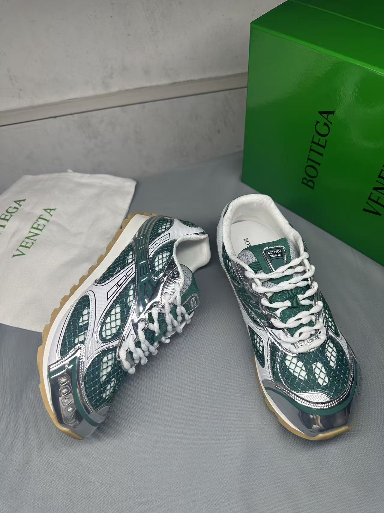 Bottega Veneta Shoes(AAA)-056