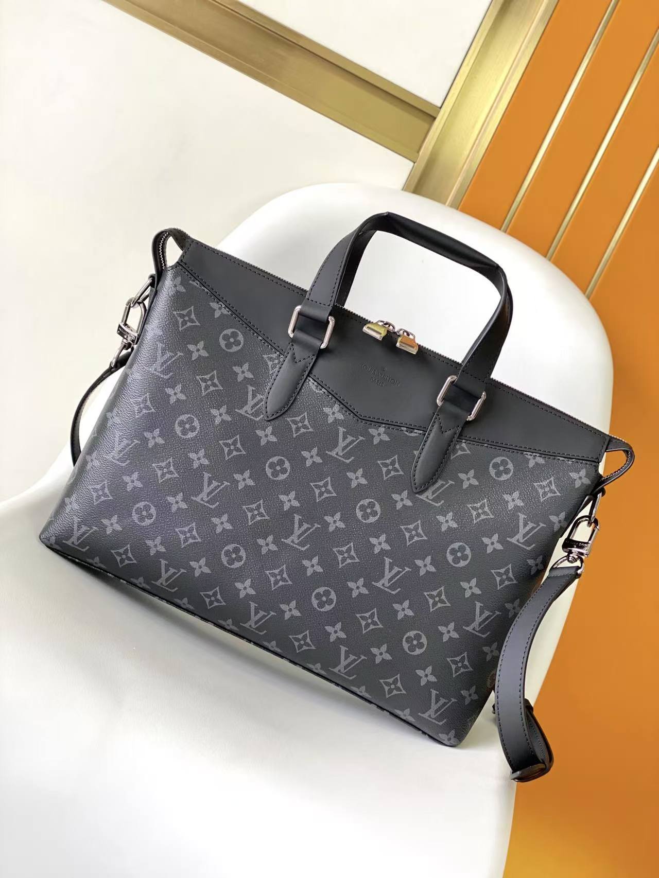 LV Handbags AAA(Men)-337