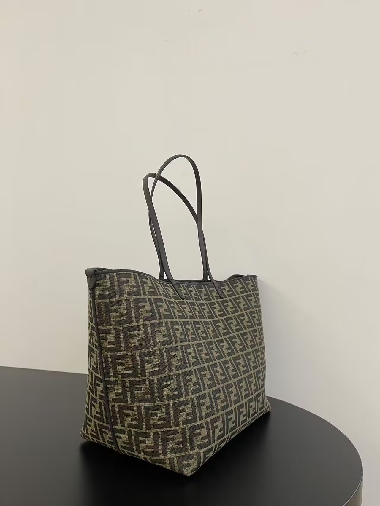 Fendi Handbags AAA(Women)-016