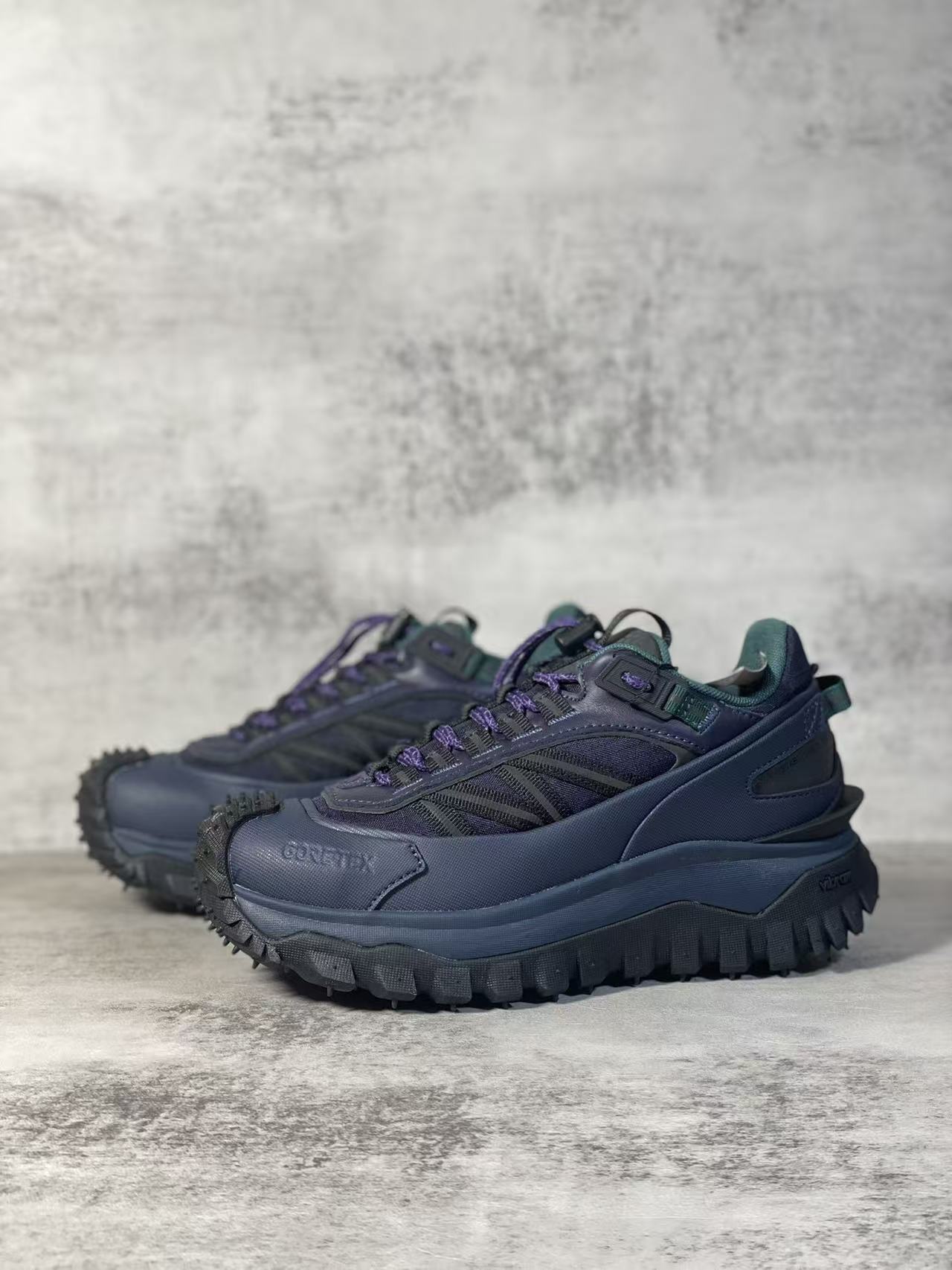 Moncler Shoes(AAA)-009
