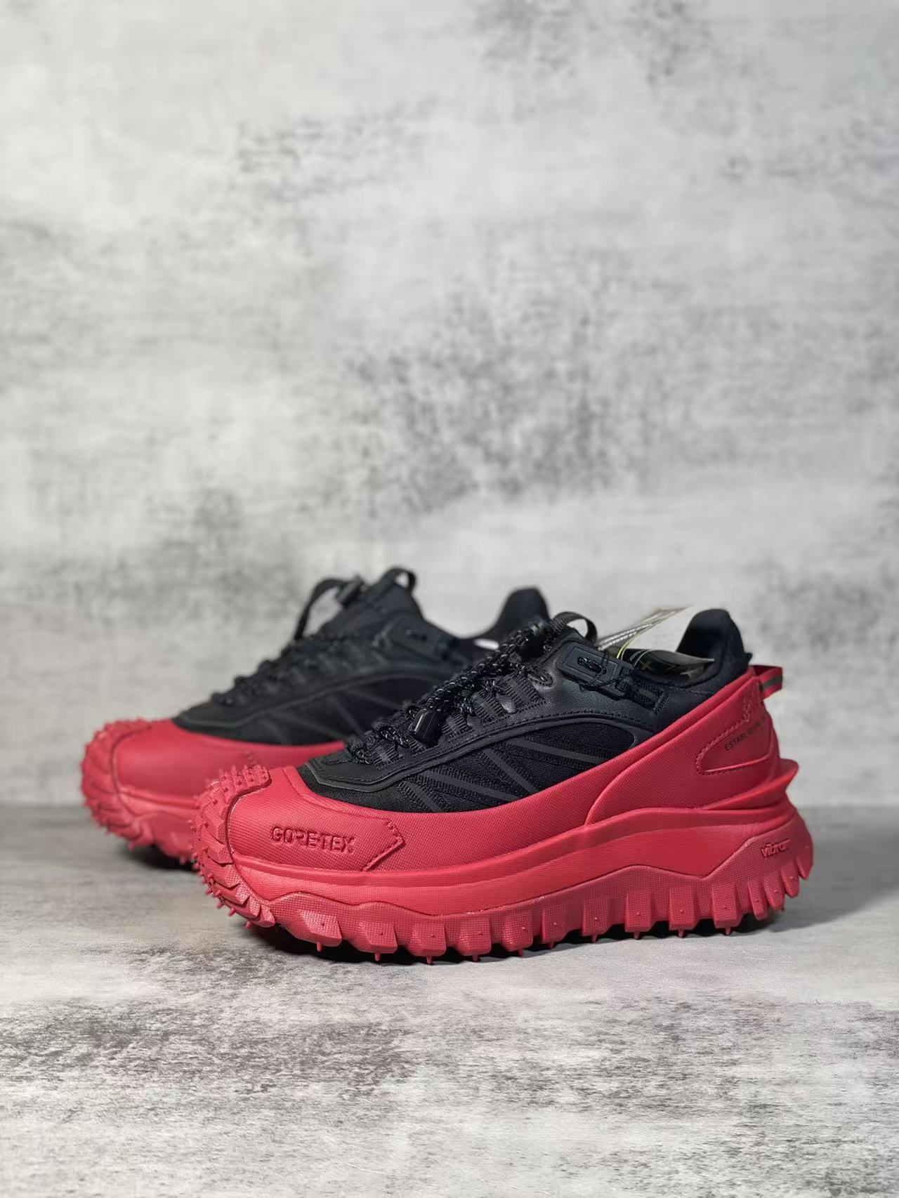 Moncler Shoes(AAA)-006