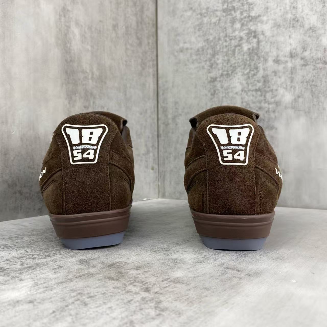 LV Shoes(AAA)-1239