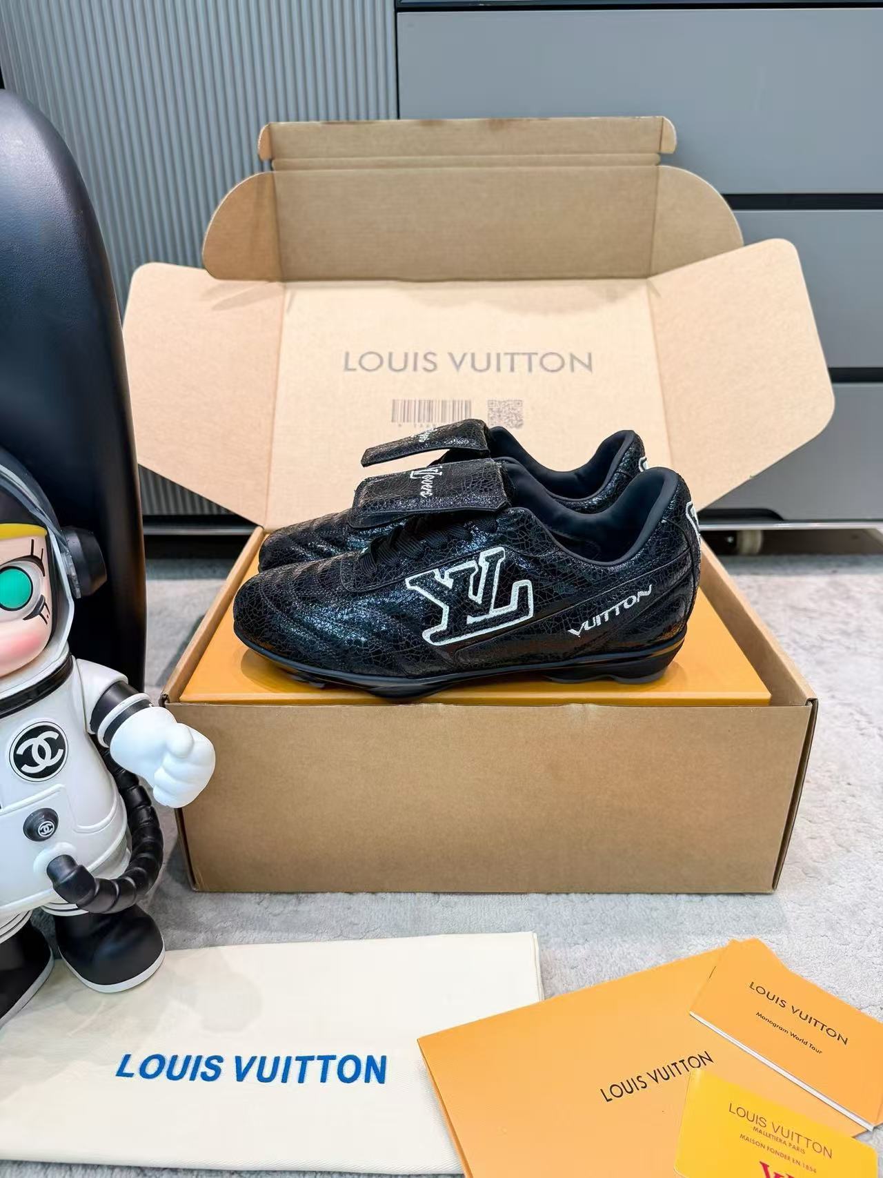 LV Shoes(AAA)-1244