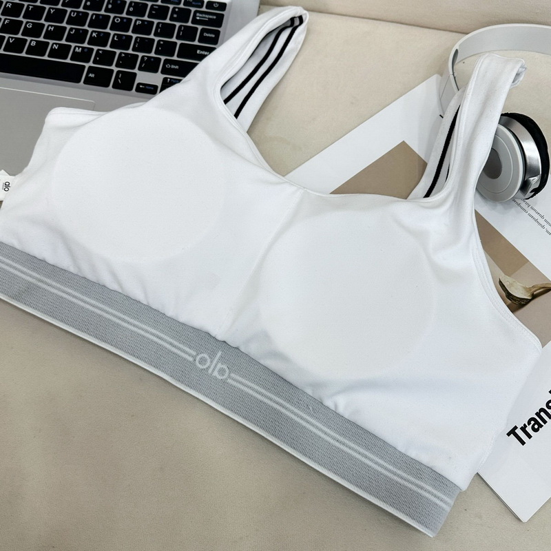 Alo Yoga Suits-002