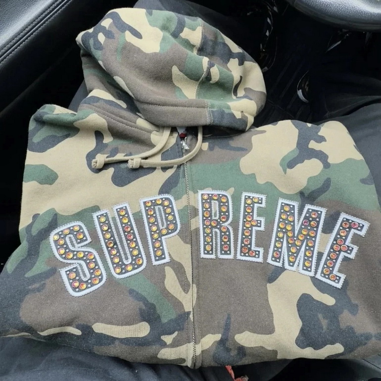 Supreme Hoody-082
