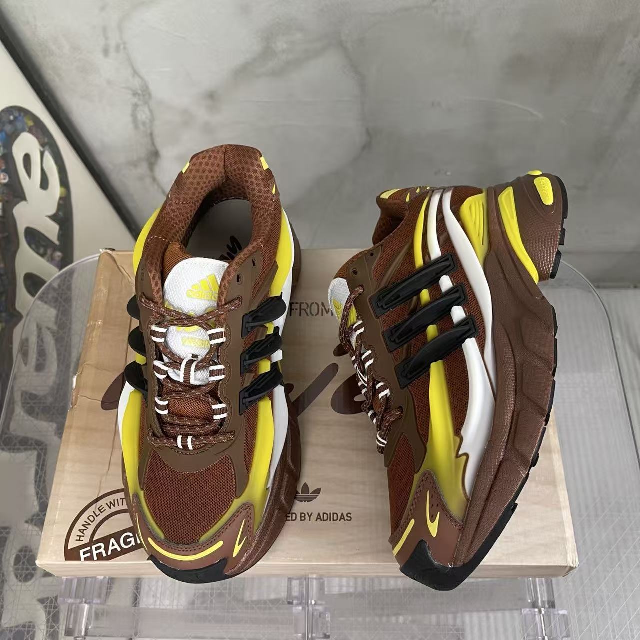 Pharrell Williams x adidas Adistar Jellyfish-005