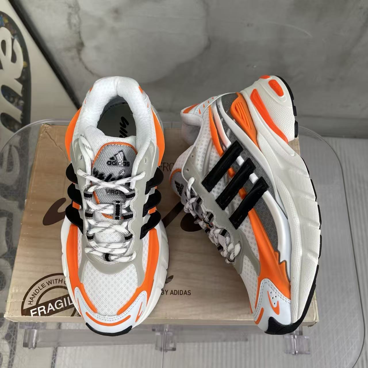 Pharrell Williams x adidas Adistar Jellyfish-008