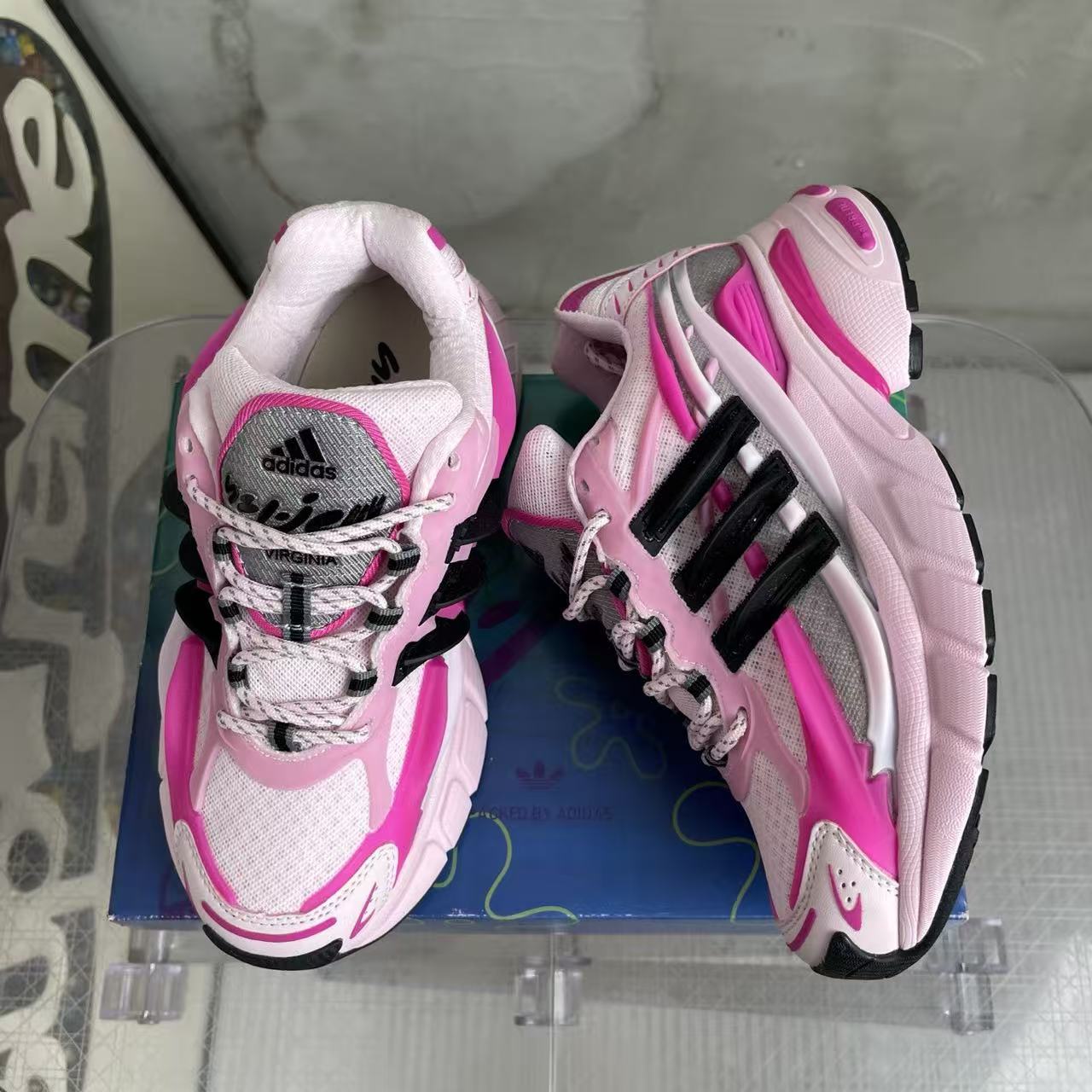 Pharrell Williams x adidas Adistar Jellyfish-010