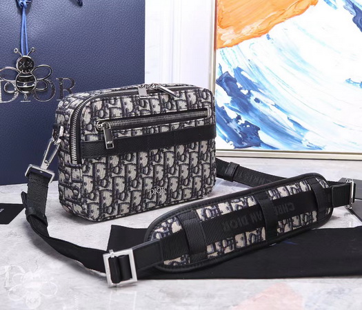 Dior Handbags AAA(Men)-010