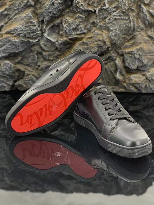 CL Men Shoes-545